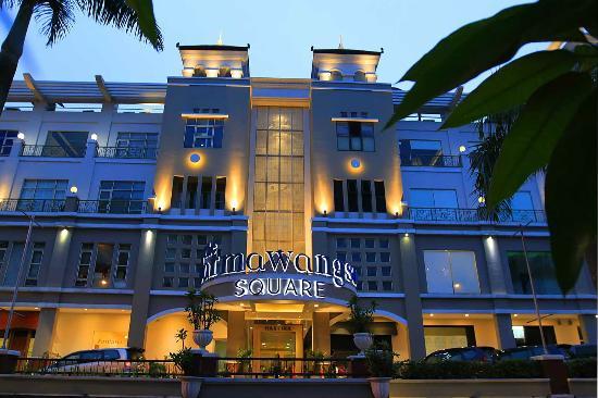Darmawangsa Square